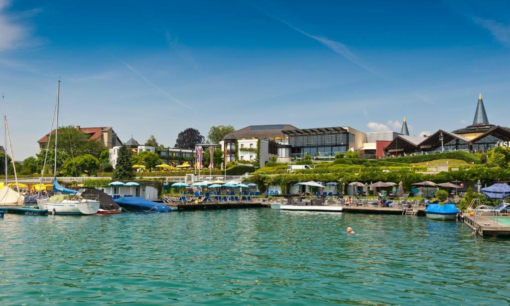 Casinohotel Velden Velden am Wörthersee Eksteriør bilde